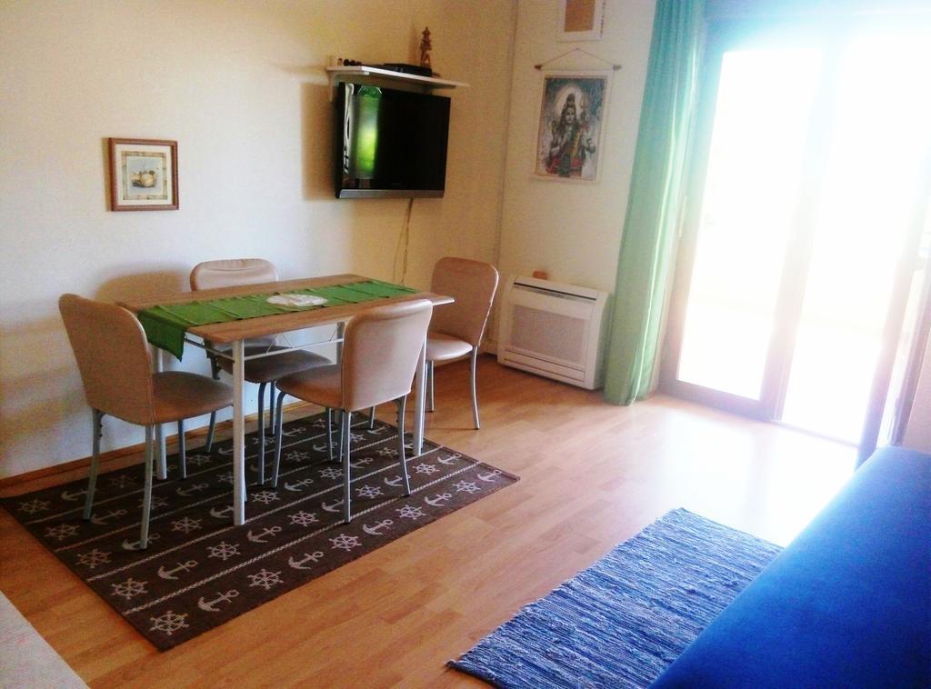 Linea Mare Apartment โรวีน ภายนอก รูปภาพ